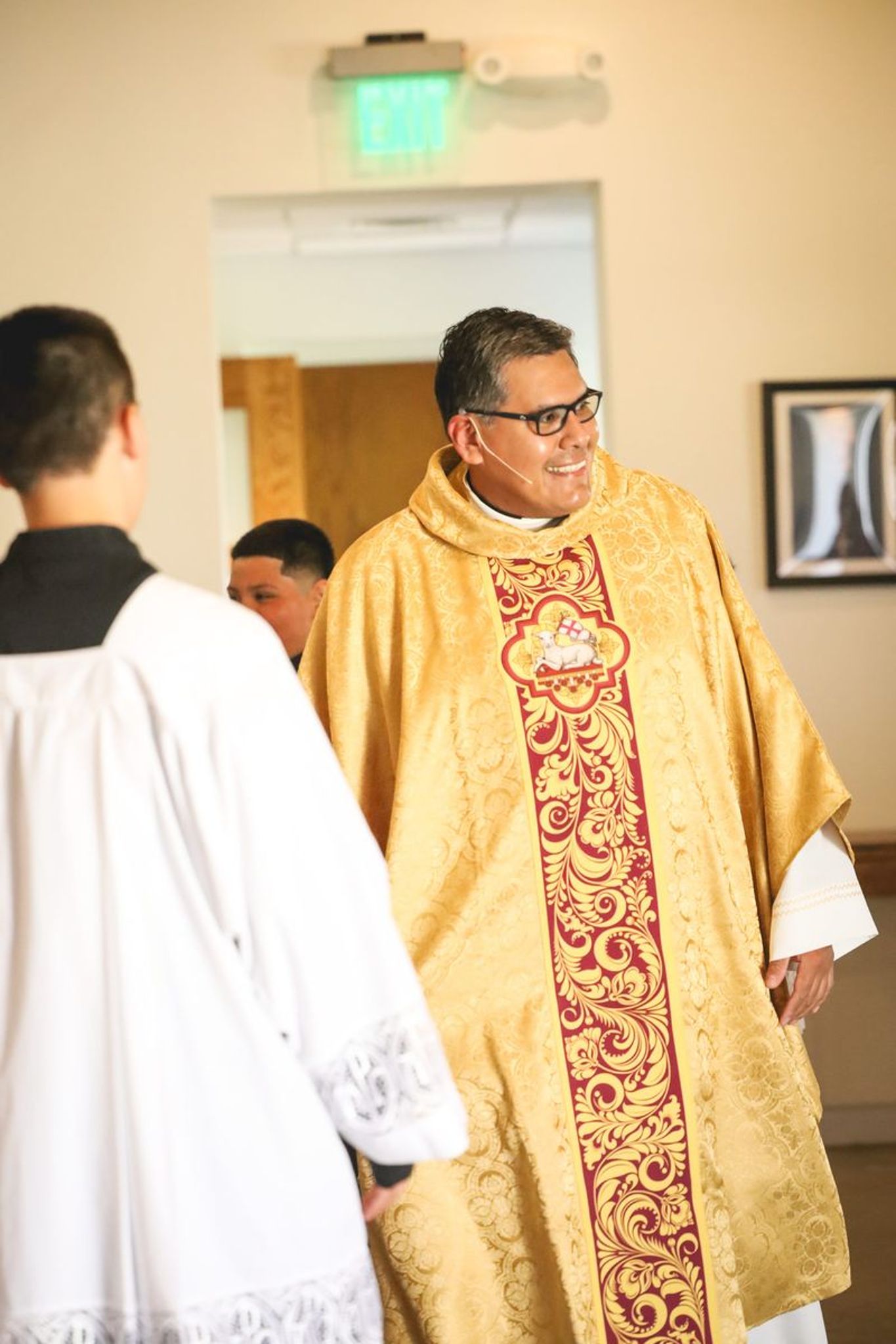 2025-11-23-fr-fernando-first-mass-0004.jpg