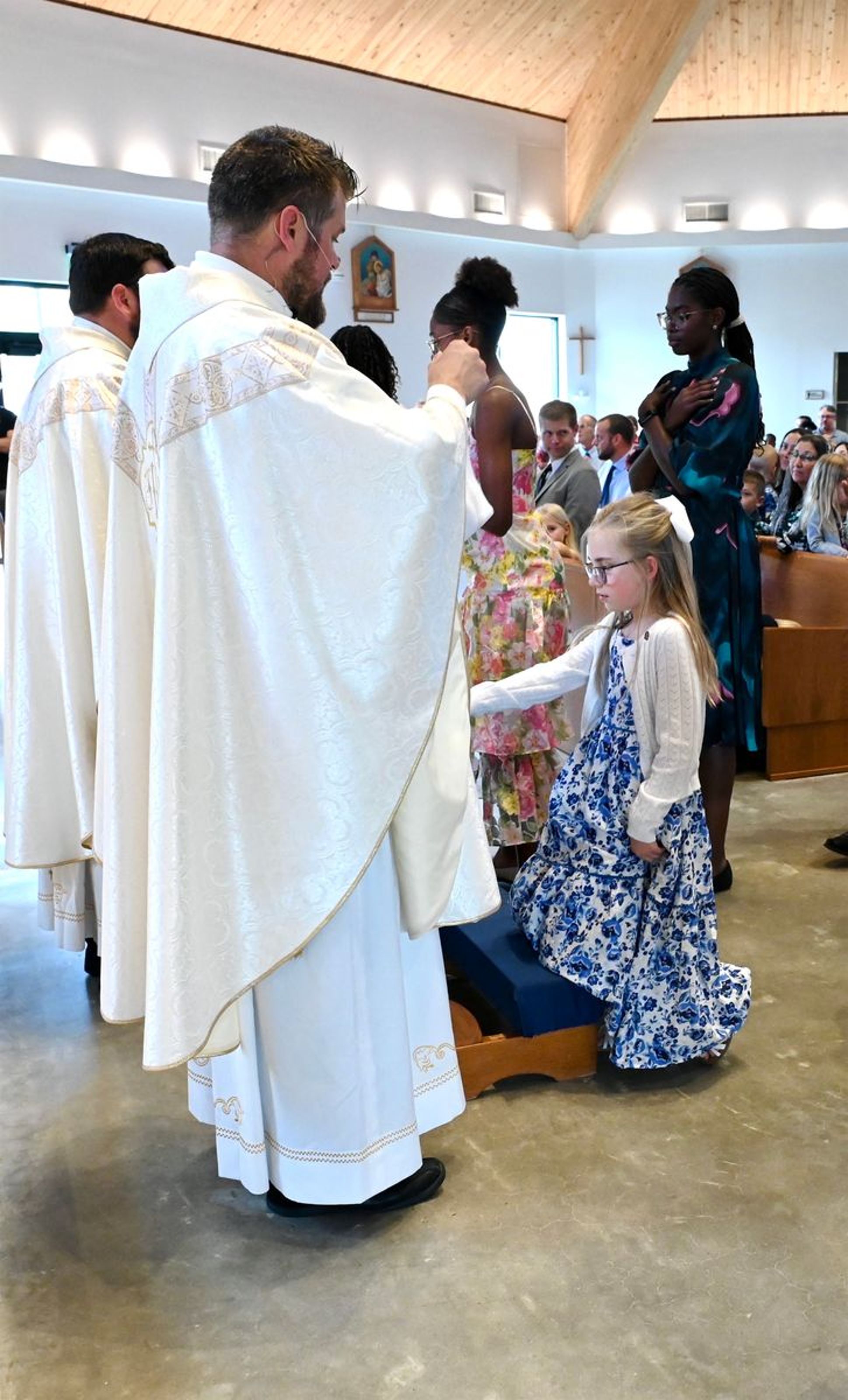 2025-04-05-first-communion-mass-0666.jpg