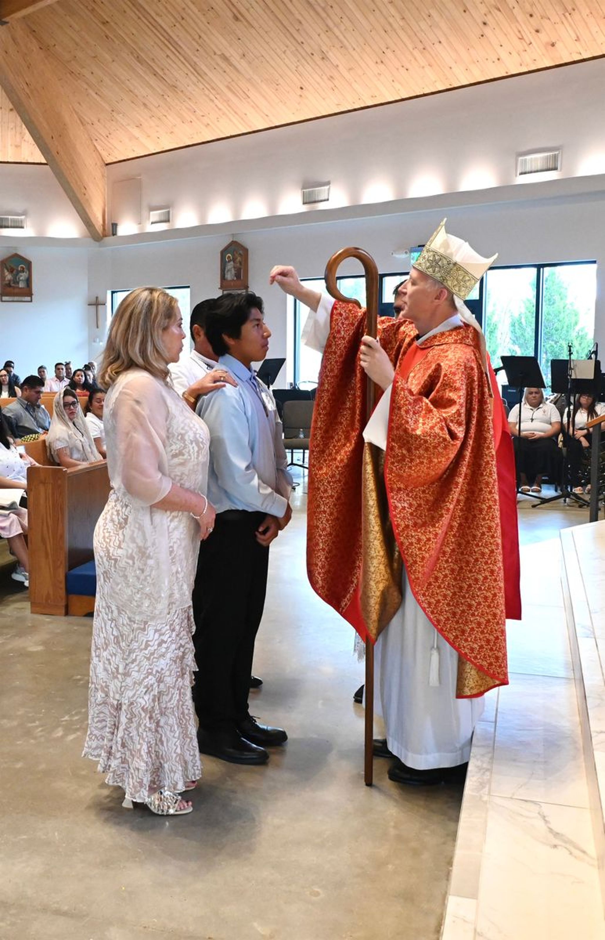 2025-09-21-confirmation-spanish-0117.jpg