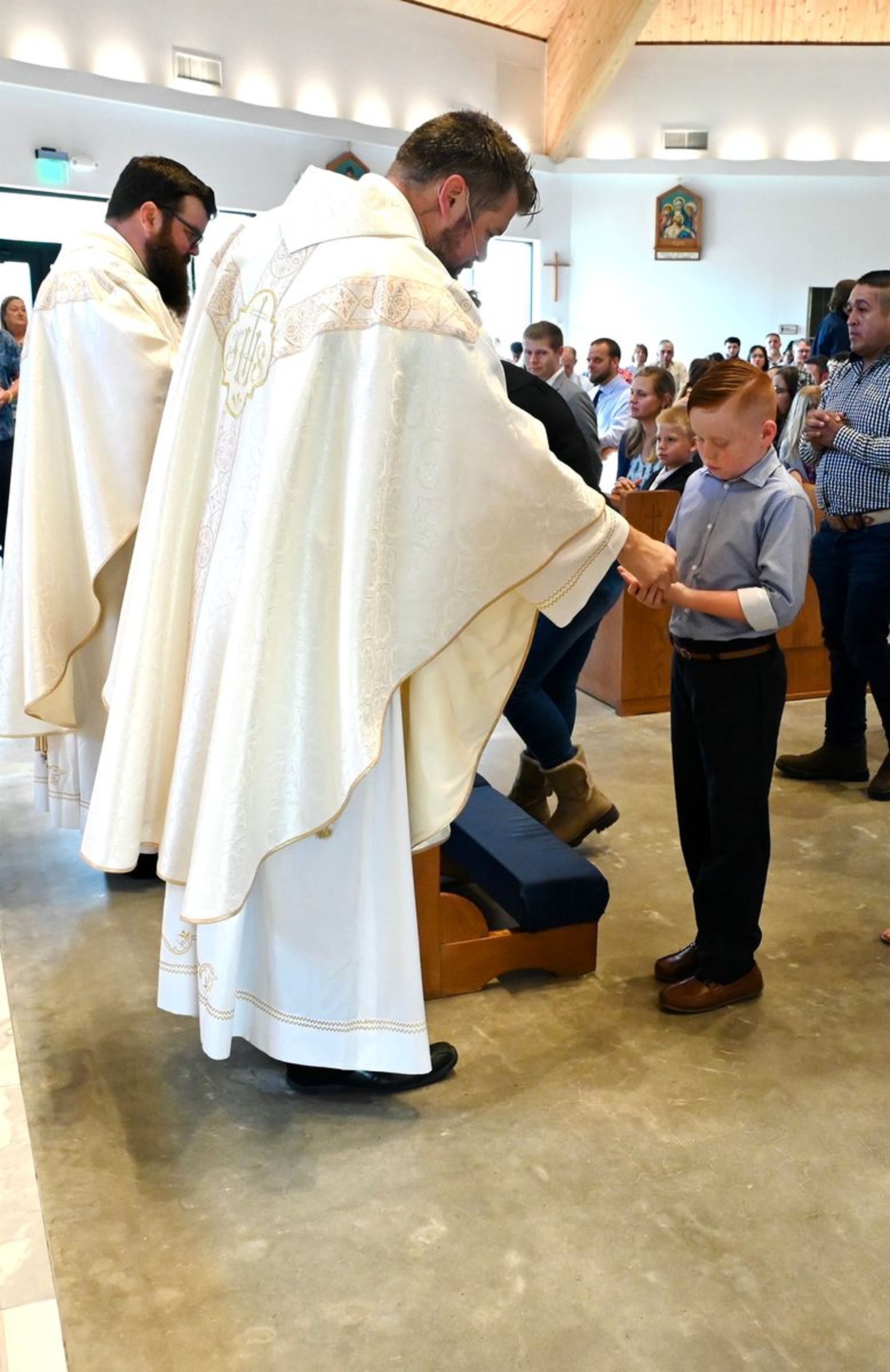 2025-04-05-first-communion-mass-0577.jpg