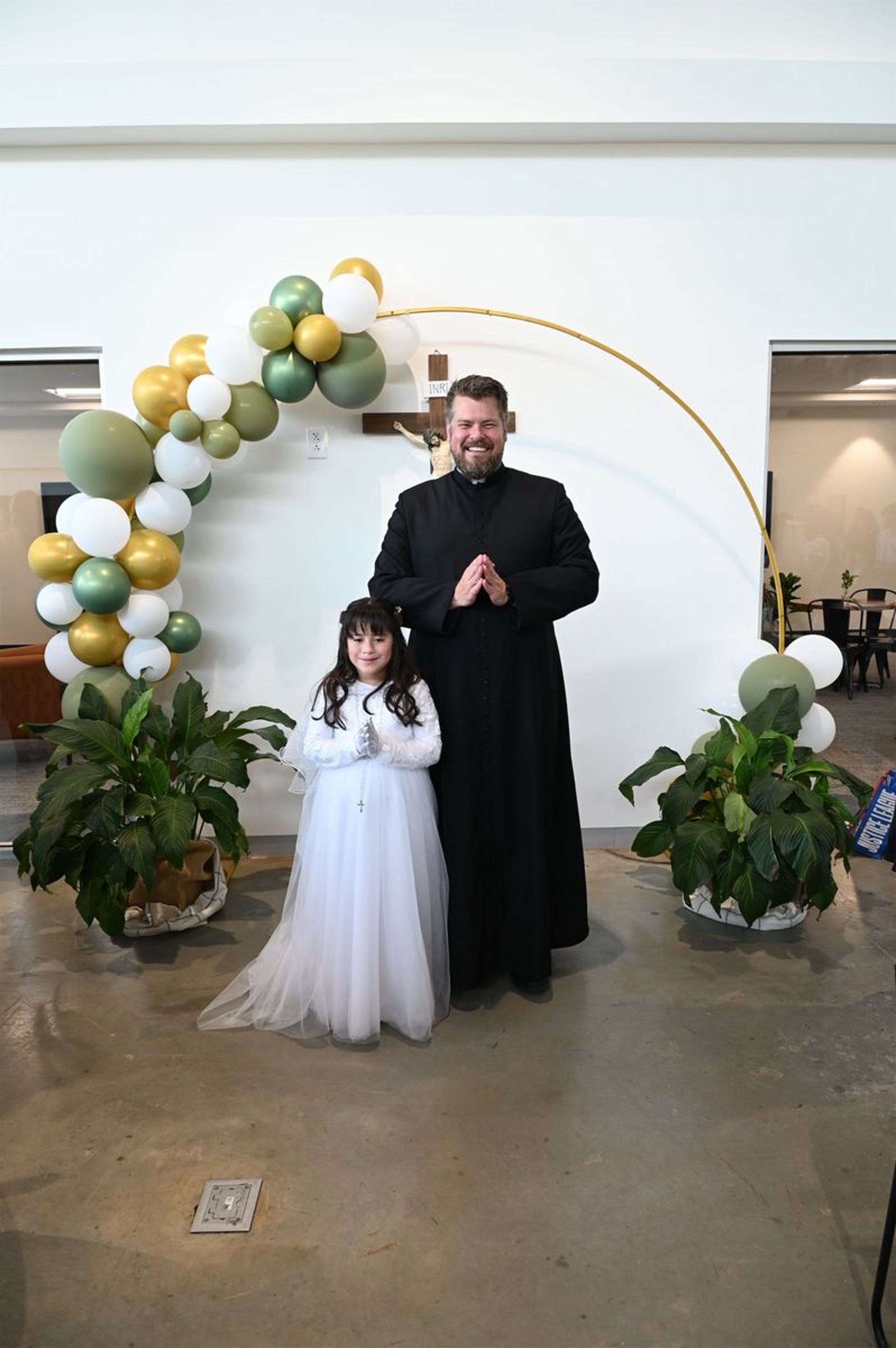 2025-04-05-first-communion-portraits-0045.jpg