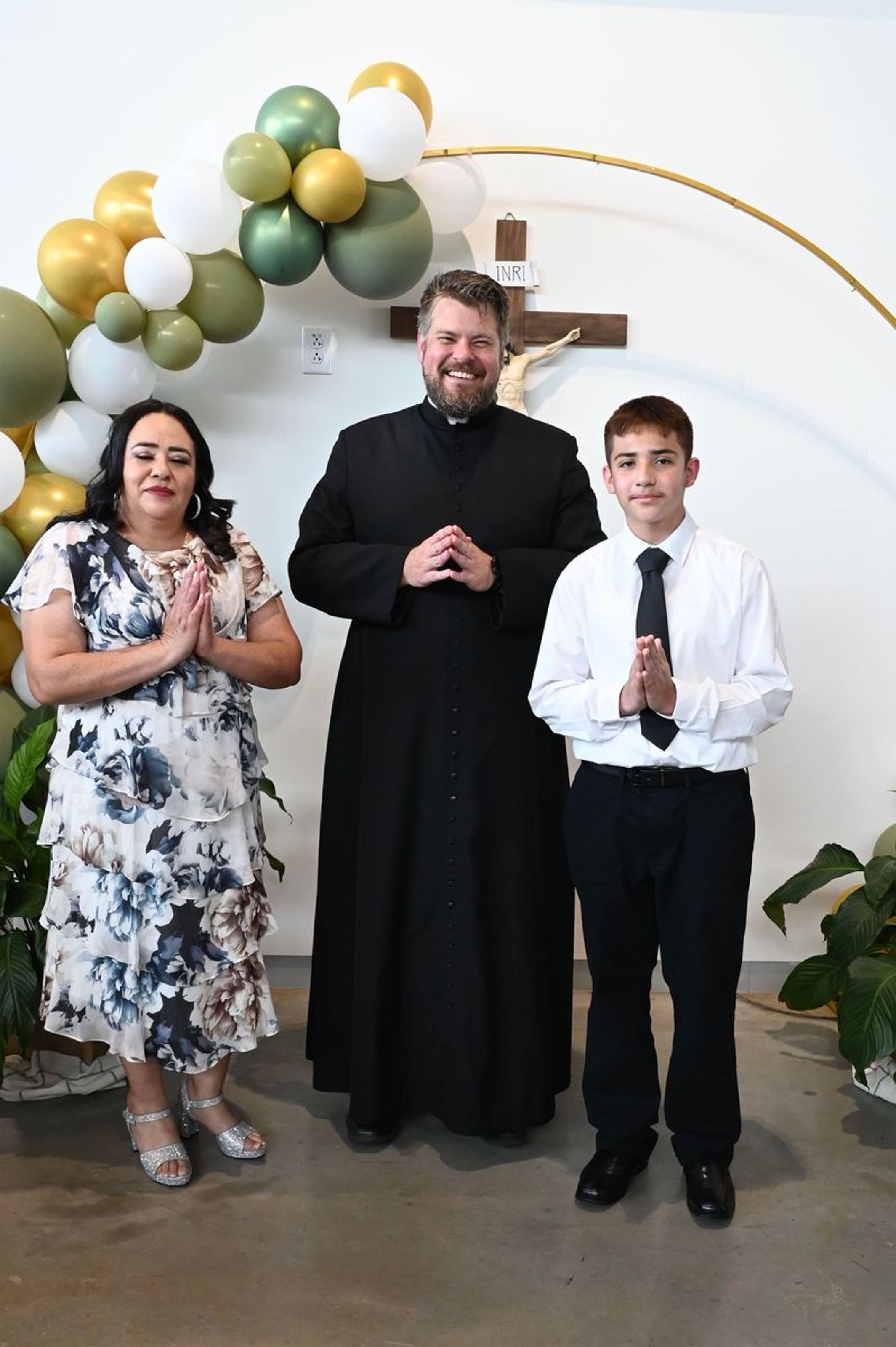 2025-04-05-first-communion-portraits-0106.jpg