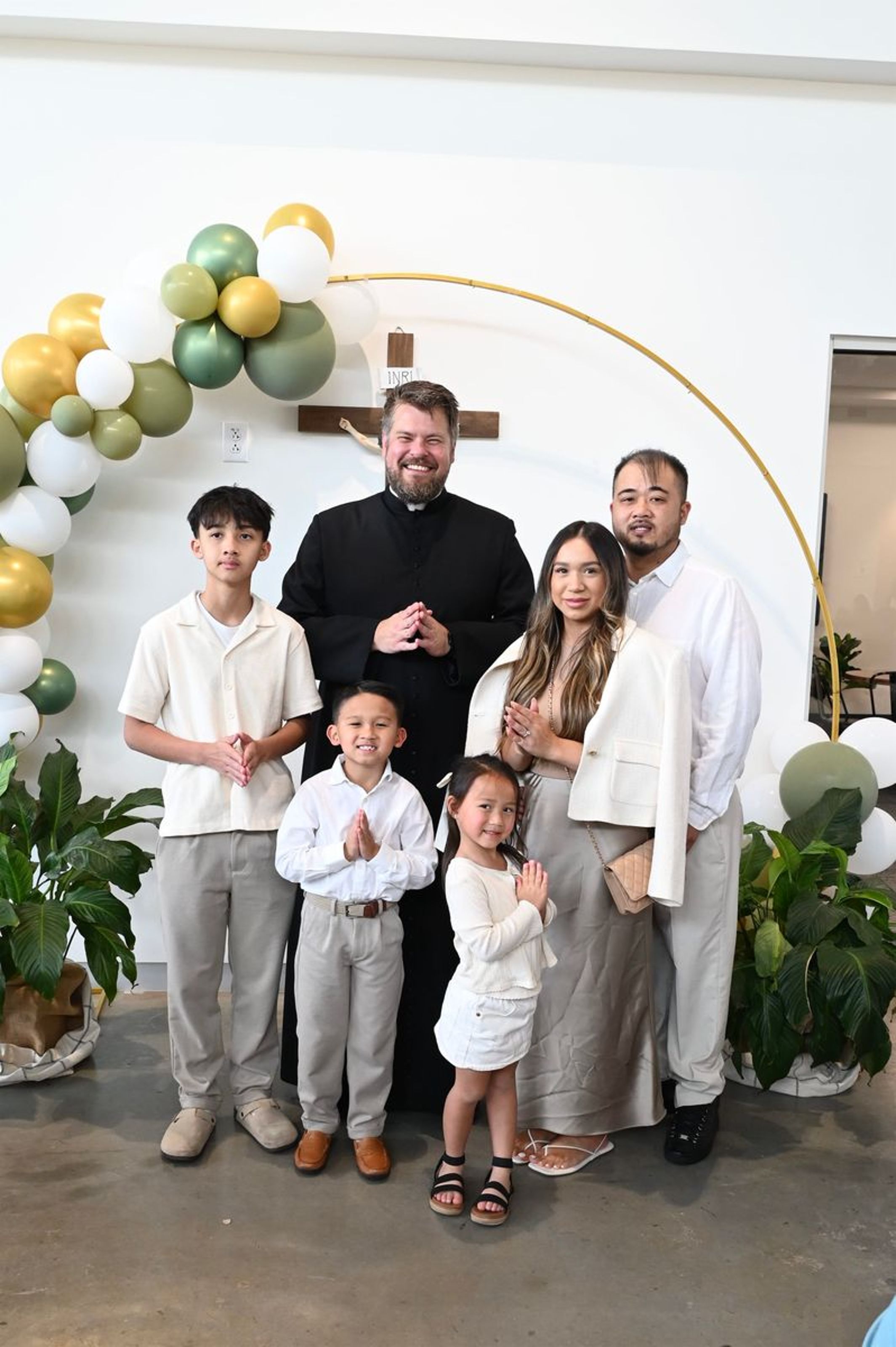 2025-04-05-first-communion-portraits-0185.jpg