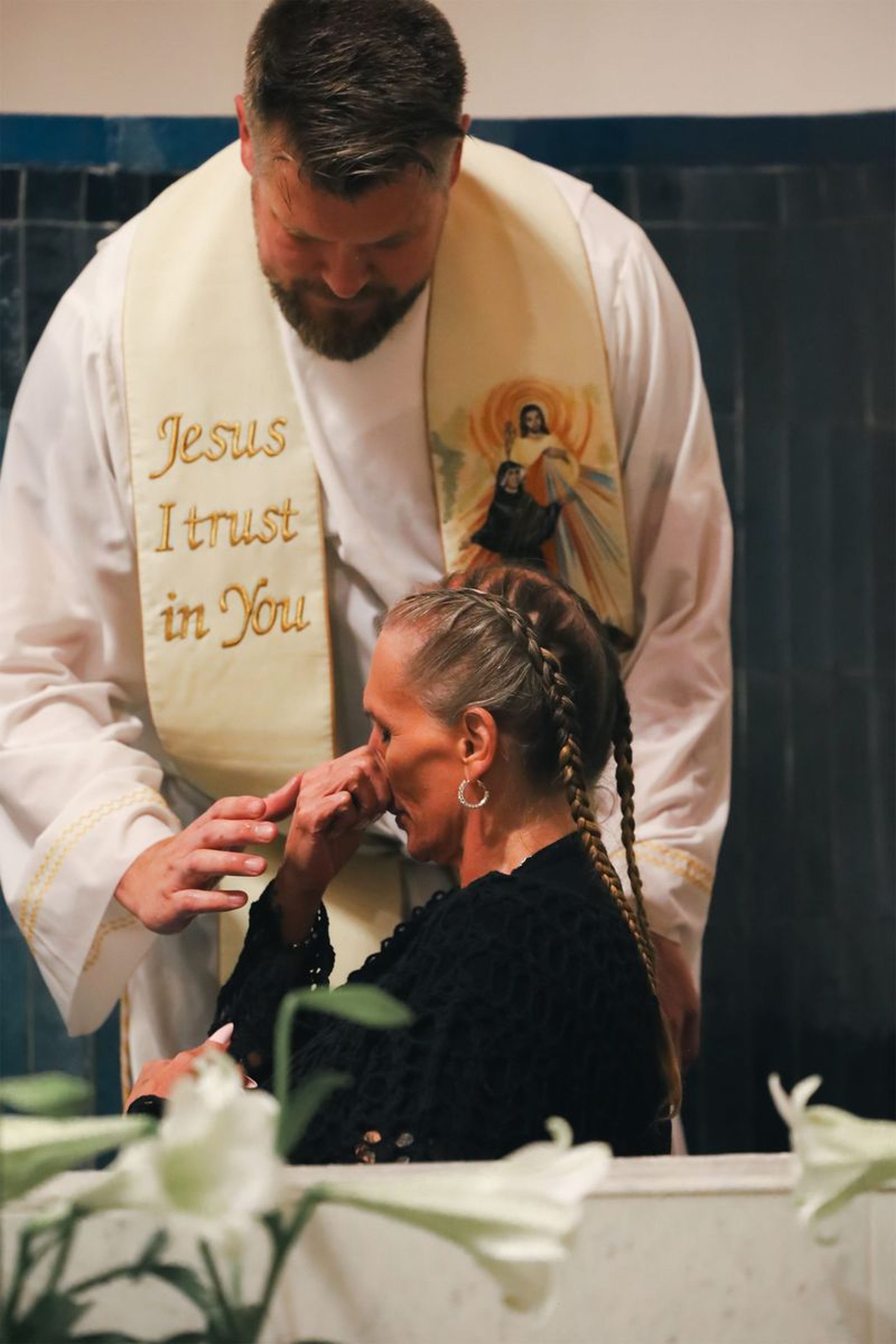 2025-04-19-easter-vigil-0130.jpg