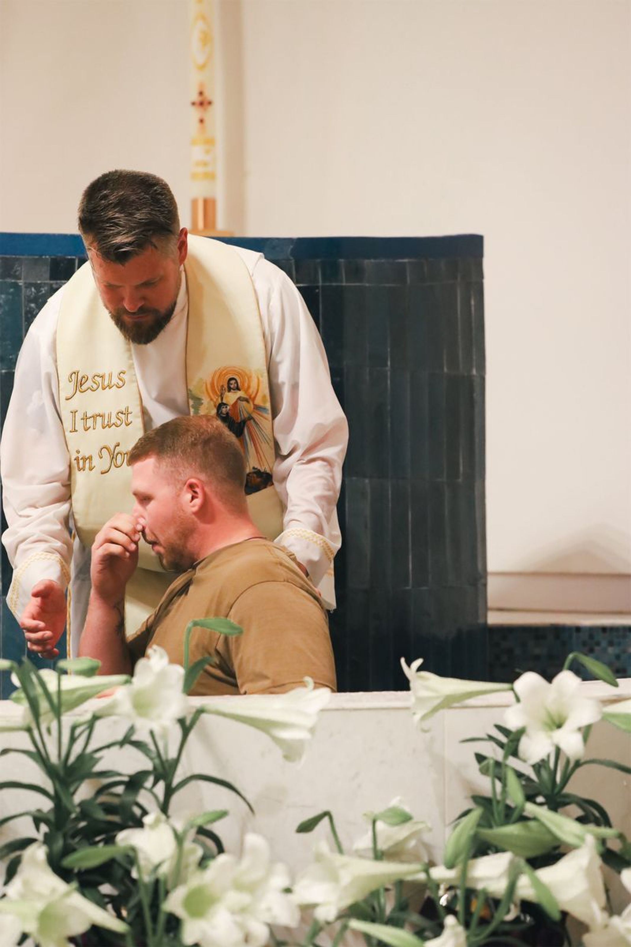 2025-04-19-easter-vigil-0211.jpg
