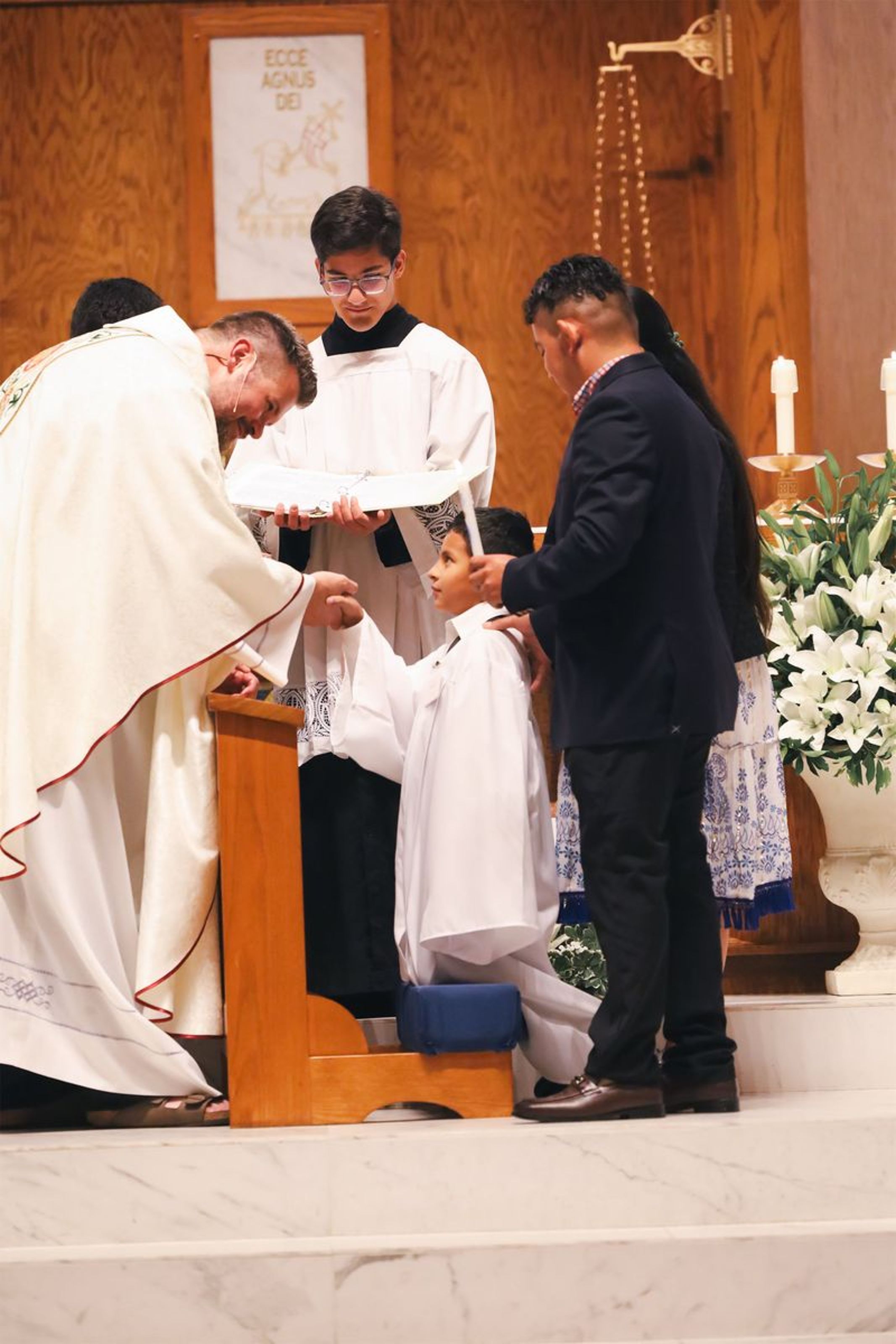 2025-04-19-easter-vigil-0282.jpg