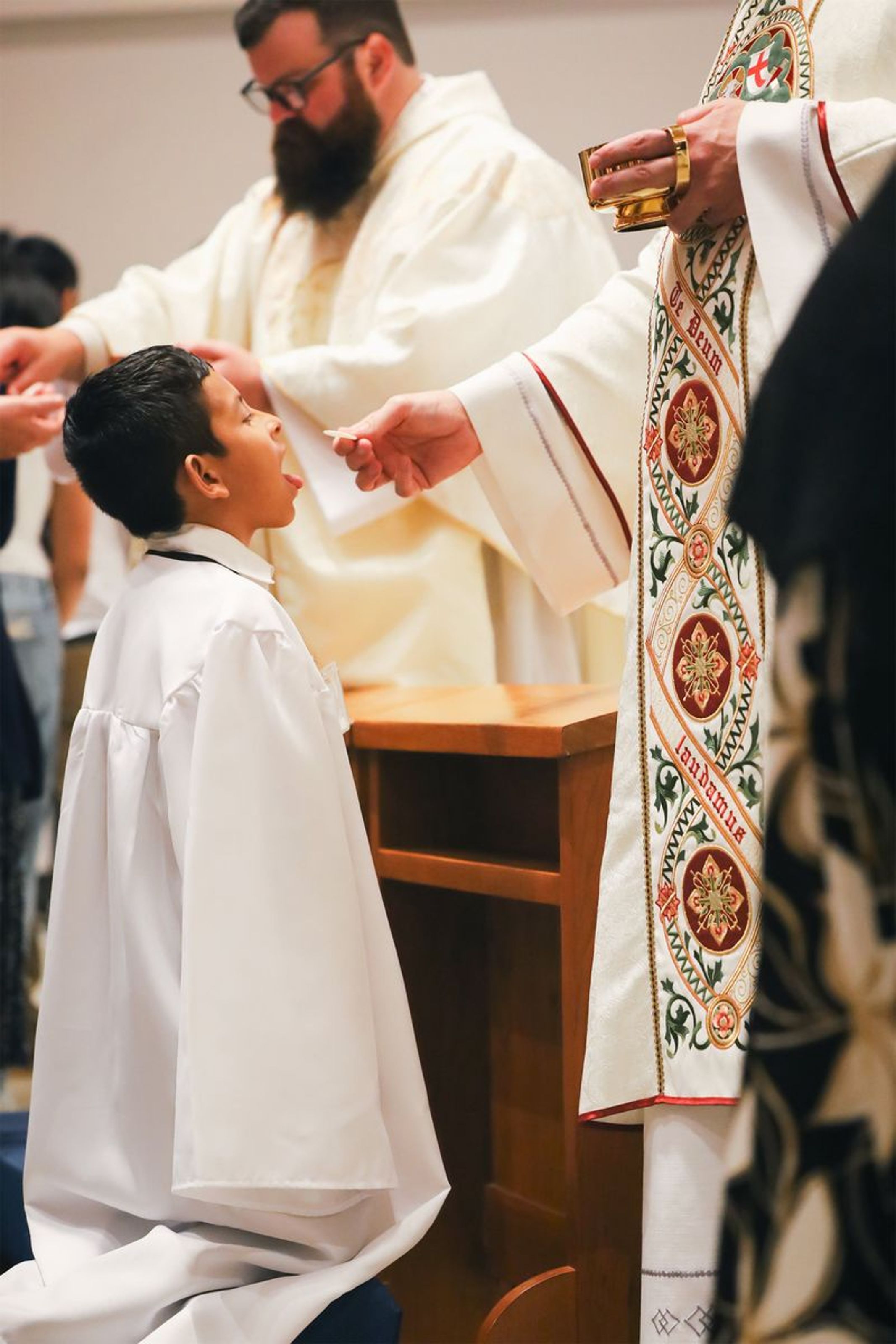 2025-04-19-easter-vigil-0356.jpg
