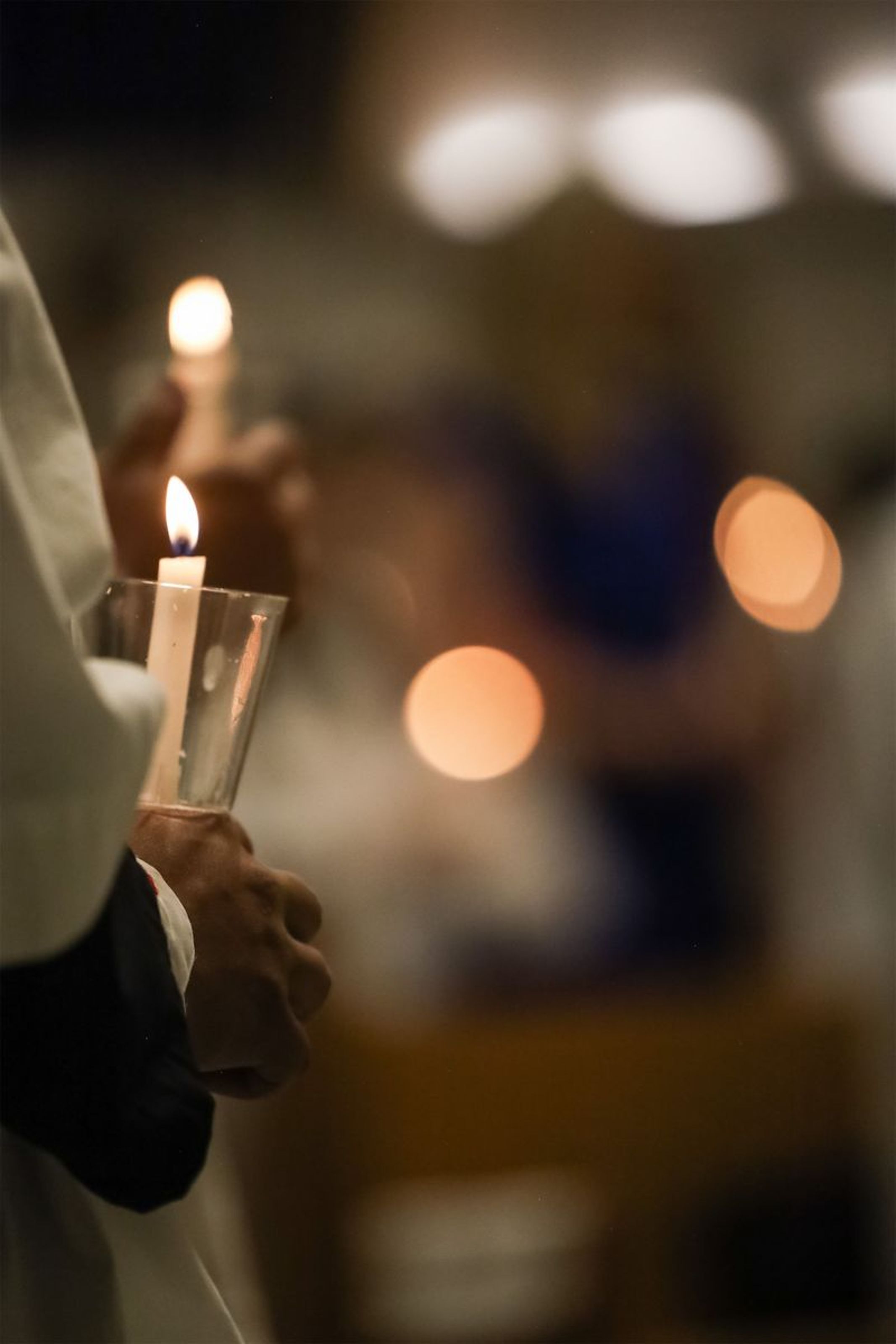 2026-04-04-easter-vigil-0500.jpg
