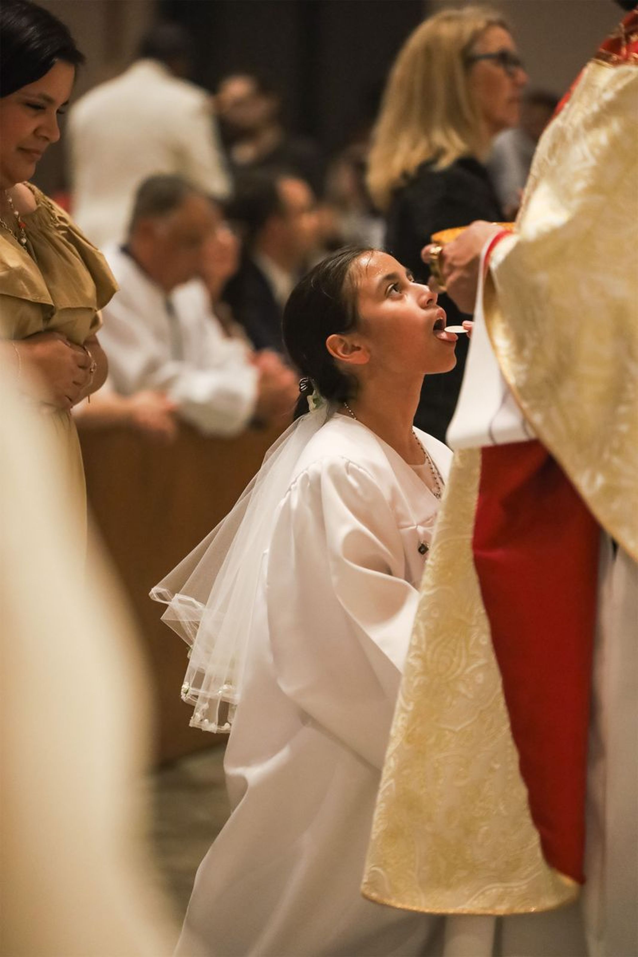2026-04-04-easter-vigil-0571.jpg
