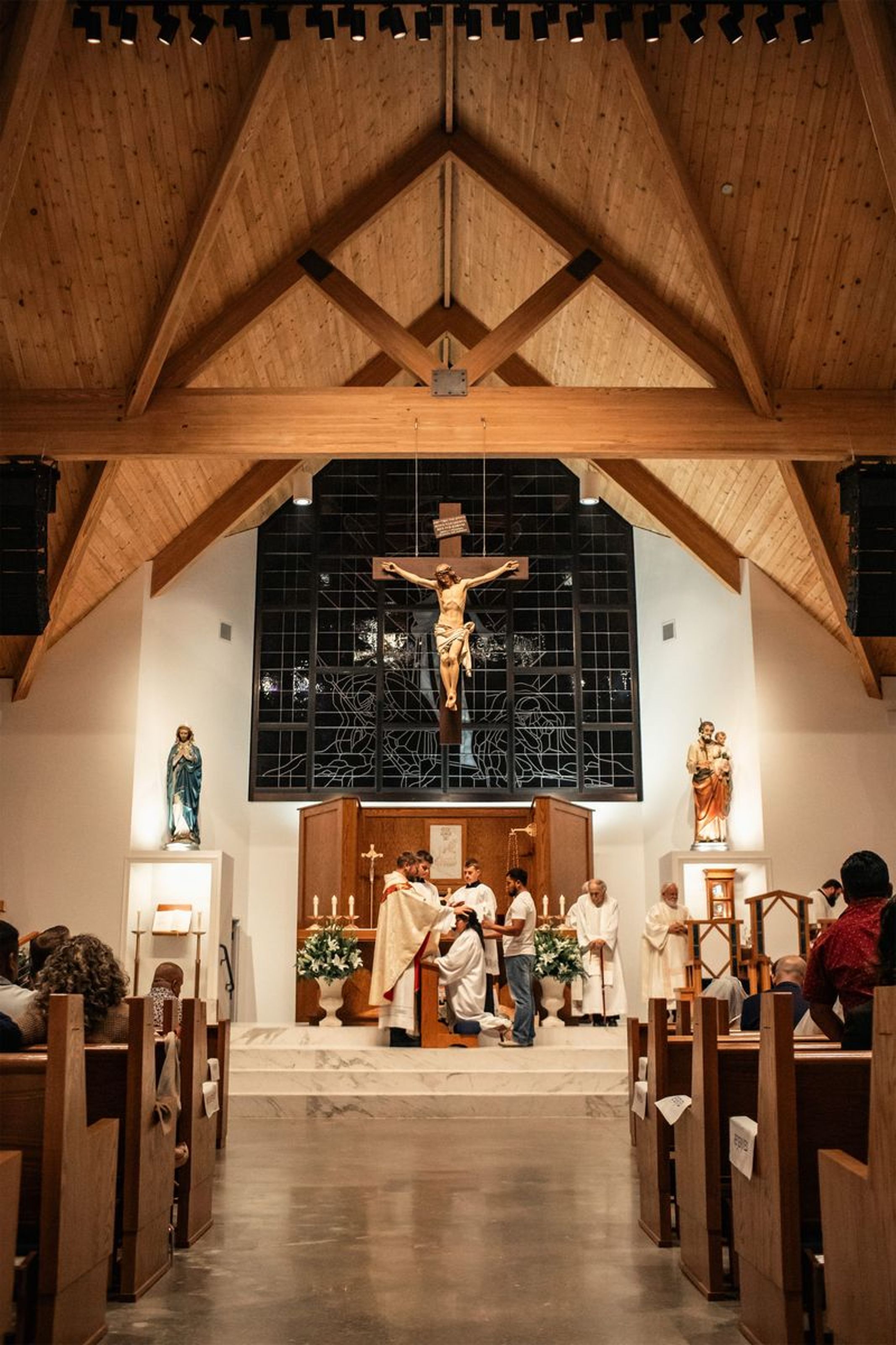 2024-03-30-easter-vigil-0395.jpg