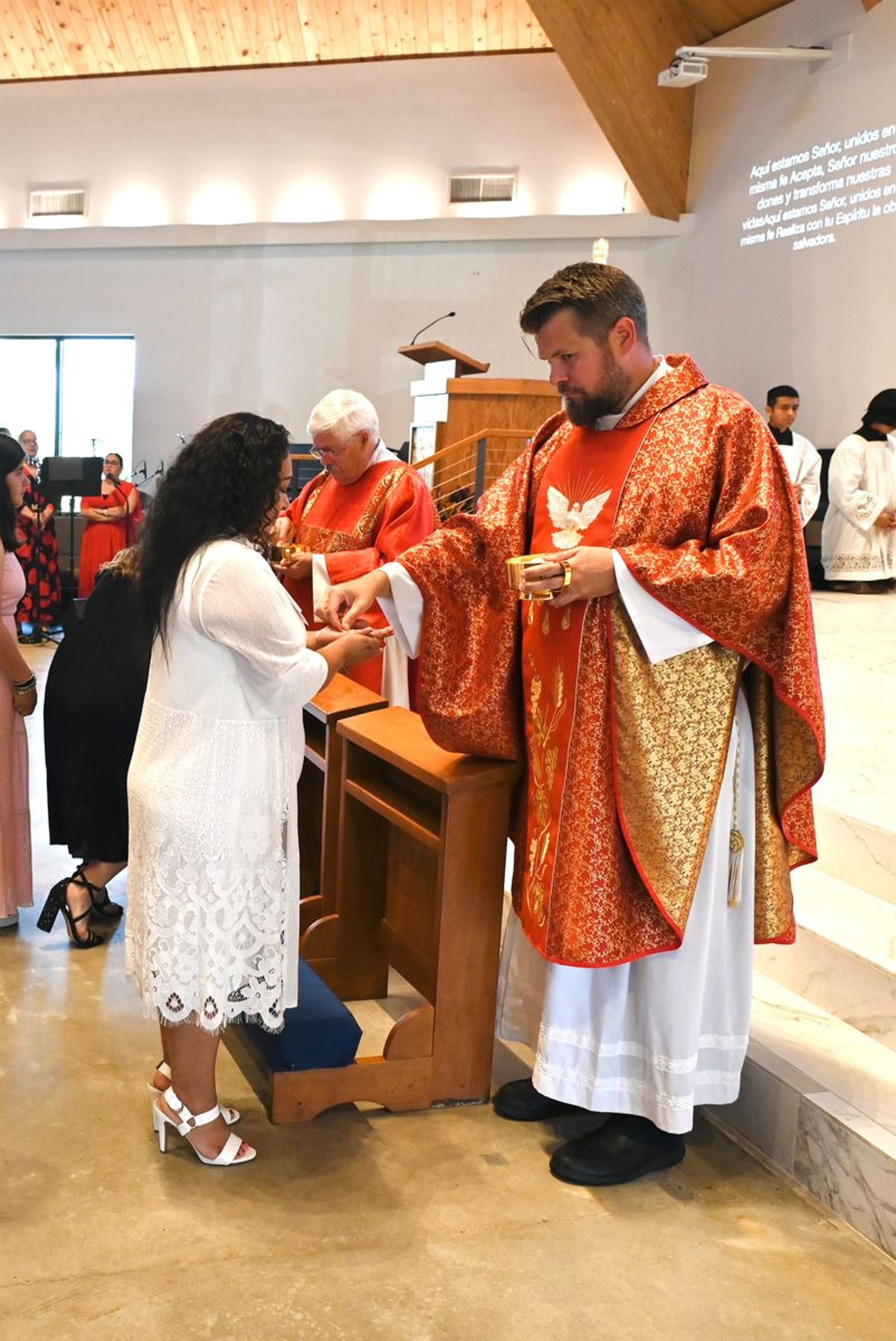 2024-05-19-rite-of-full-communion-spanish-0160.jpg