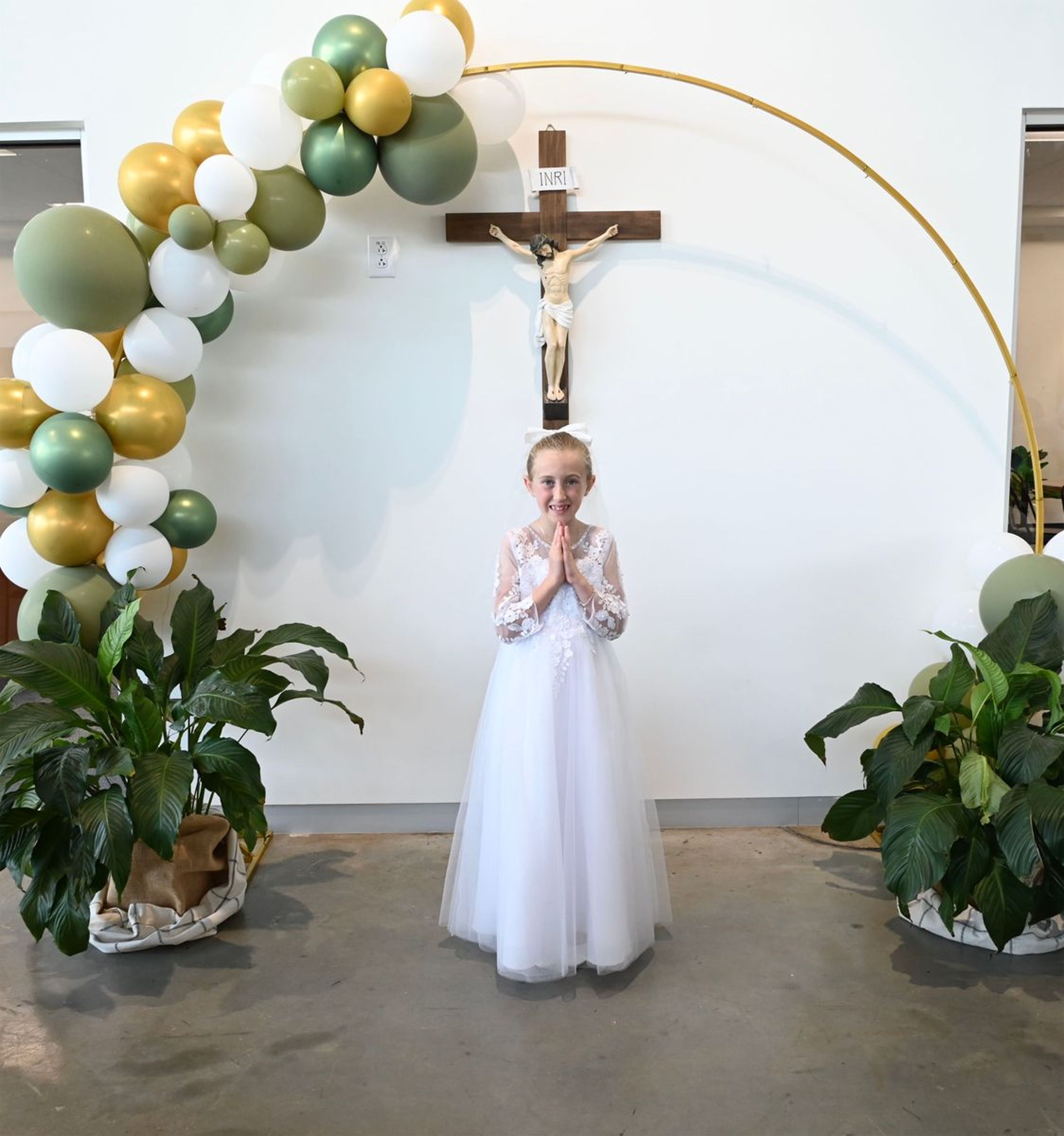 2025-04-05-first-communion-portraits-0011.jpg