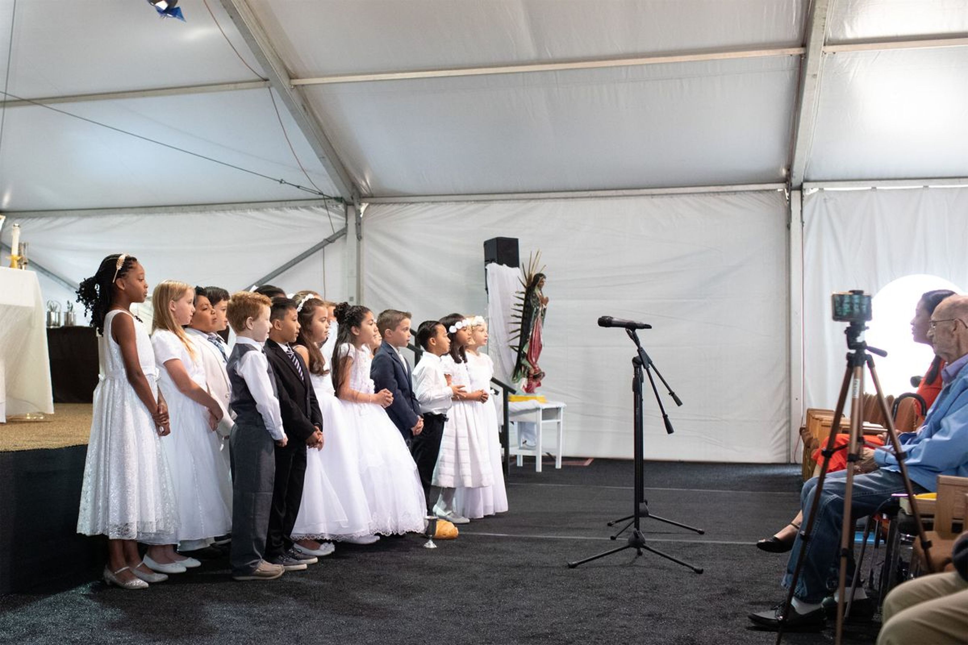 2019-05-04-first-communion-0043.jpg
