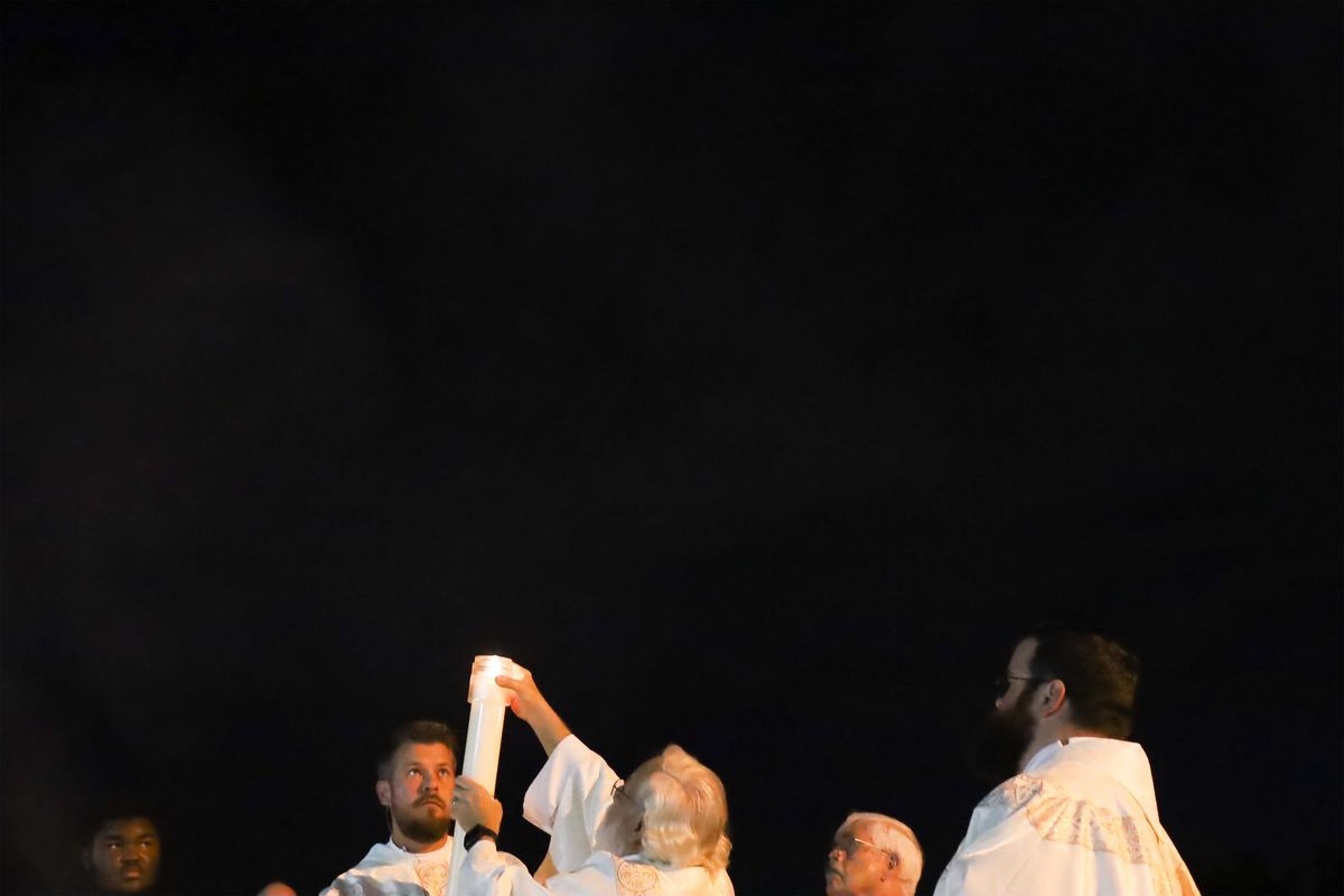2022-04-16-easter-vigil-006.jpg