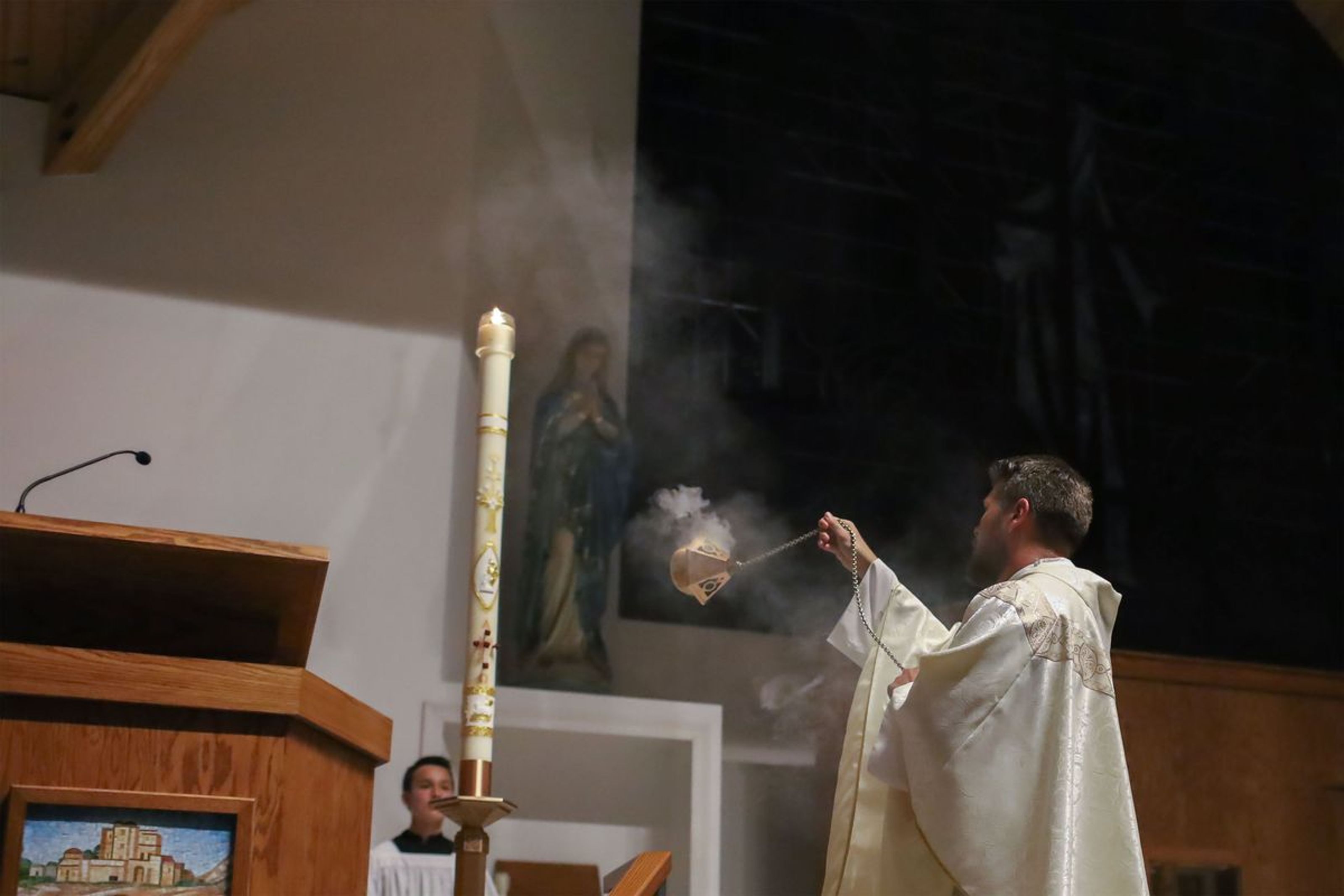 2022-04-16-easter-vigil-025.jpg