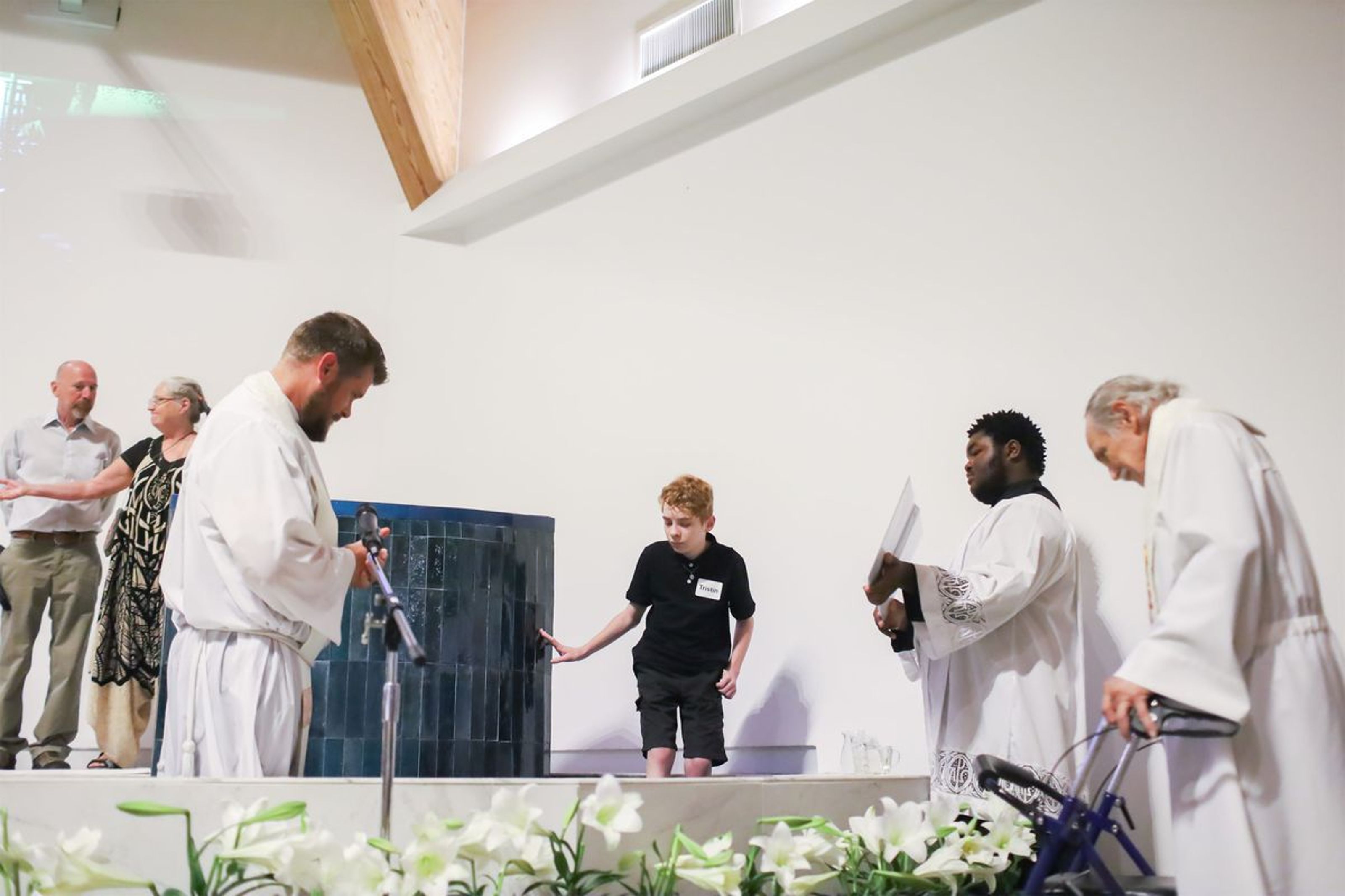 2022-04-16-easter-vigil-088.jpg