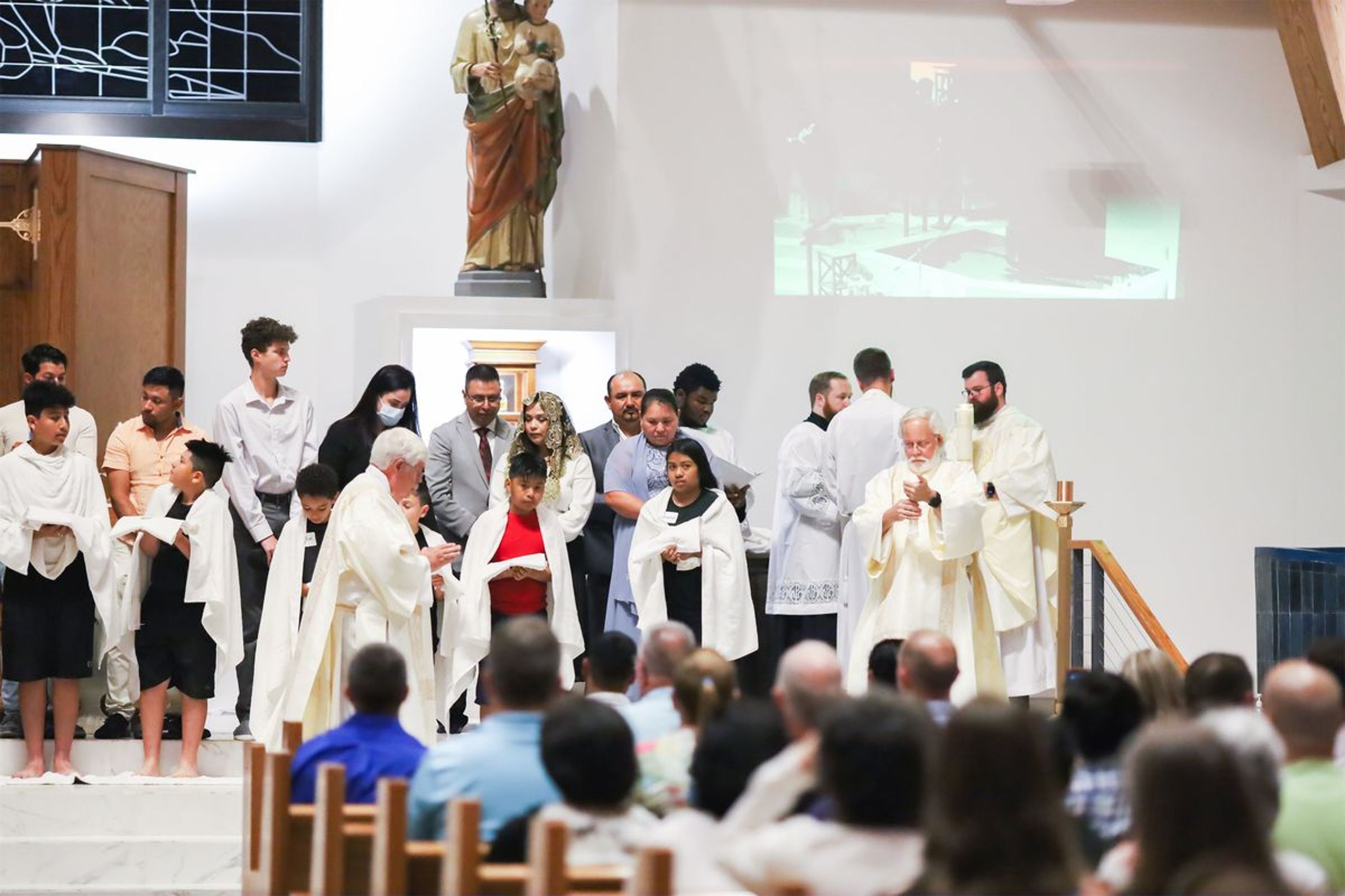 2022-04-16-easter-vigil-132.jpg