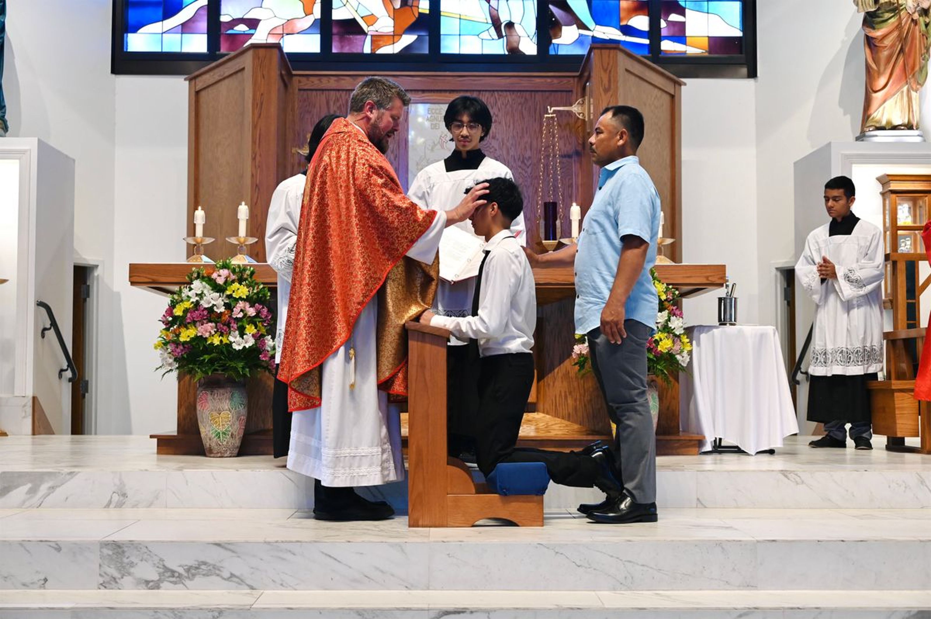 2024-05-19-rite-of-full-communion-spanish-0047.jpg
