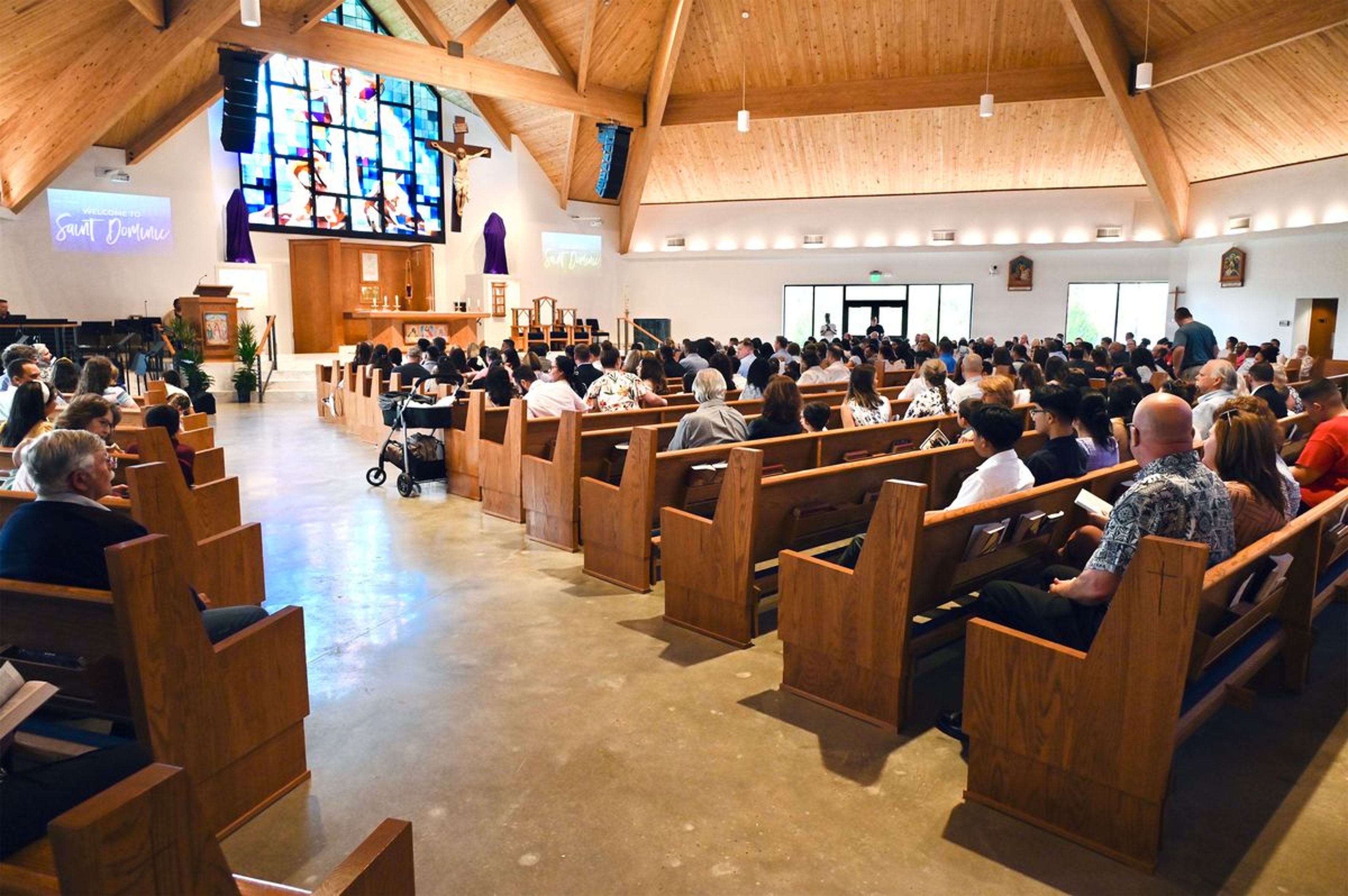 2025-04-05-first-communion-mass-0404.jpg