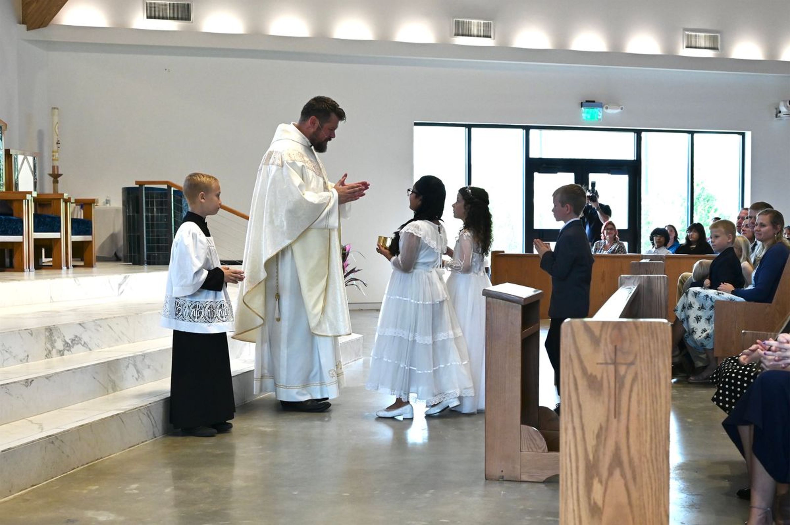 2025-04-05-first-communion-mass-0426.jpg