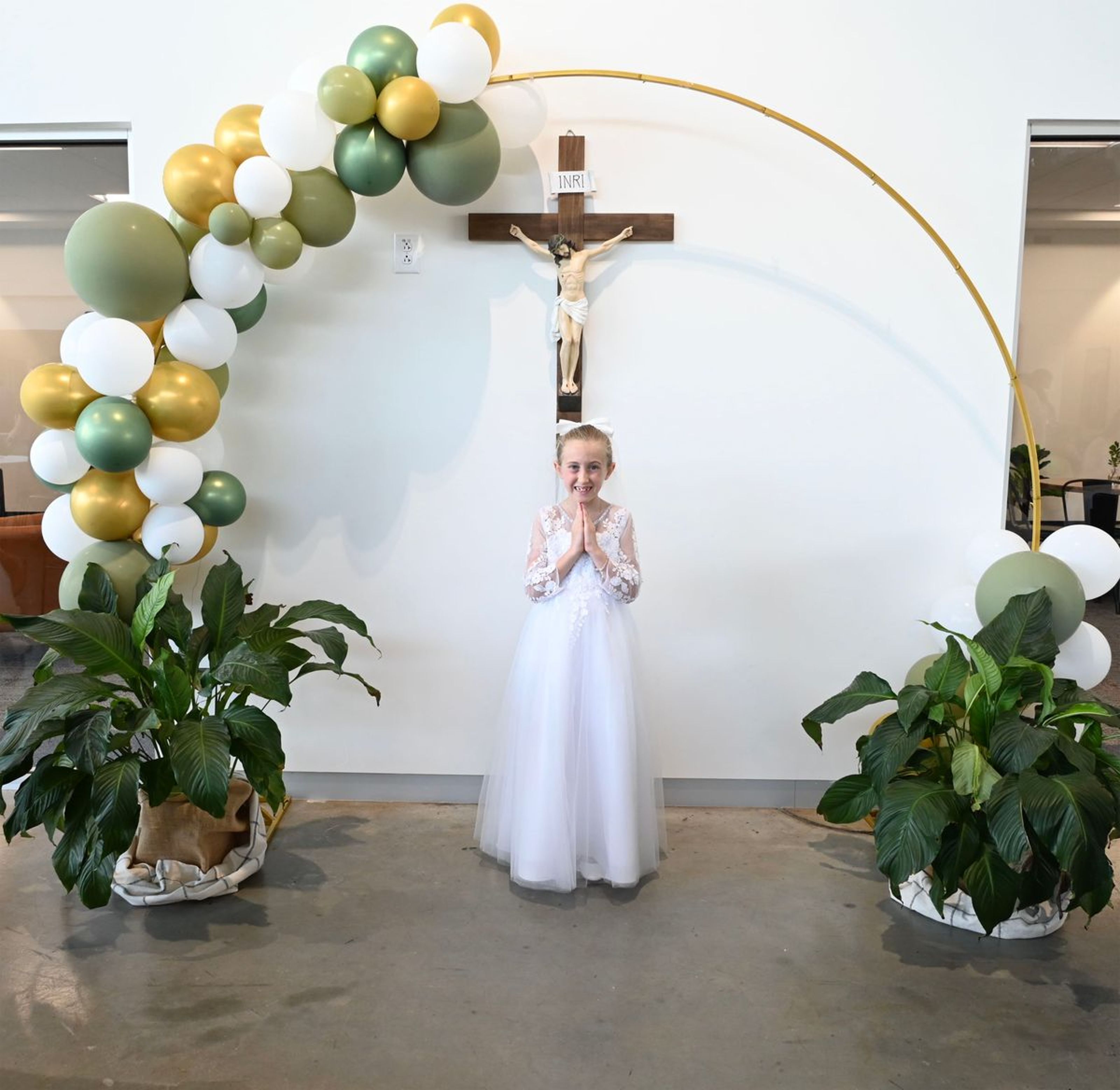 2025-04-05-first-communion-portraits-0009.jpg