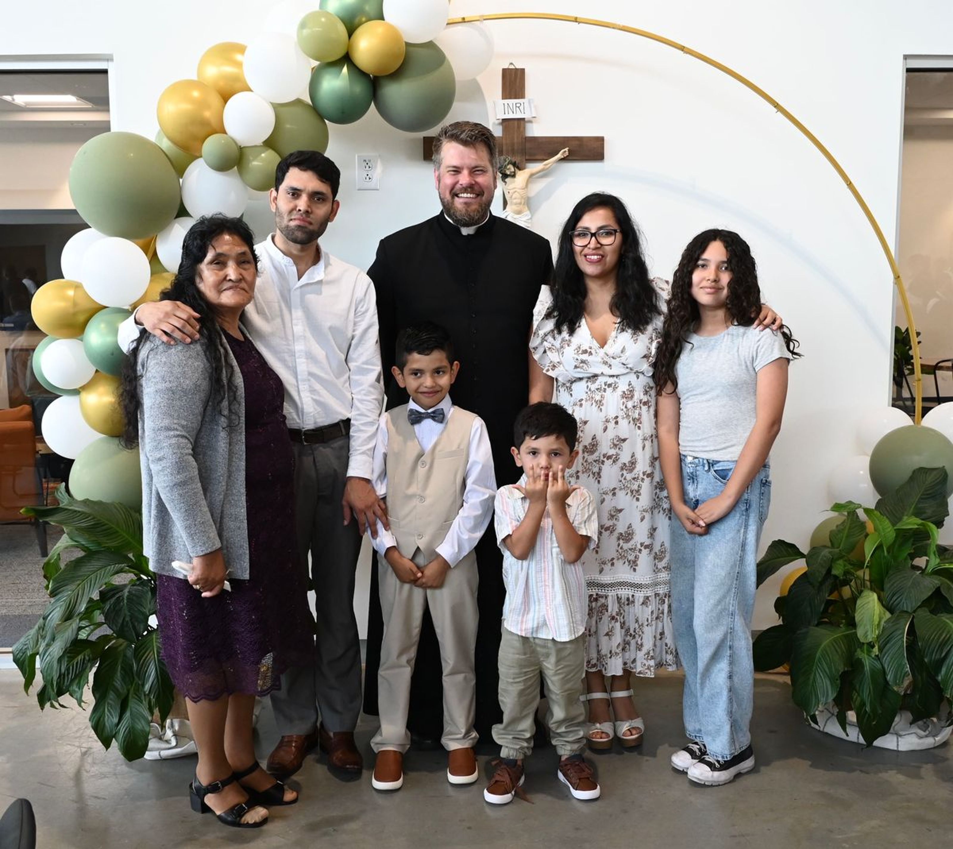 2025-04-05-first-communion-portraits-0179.jpg