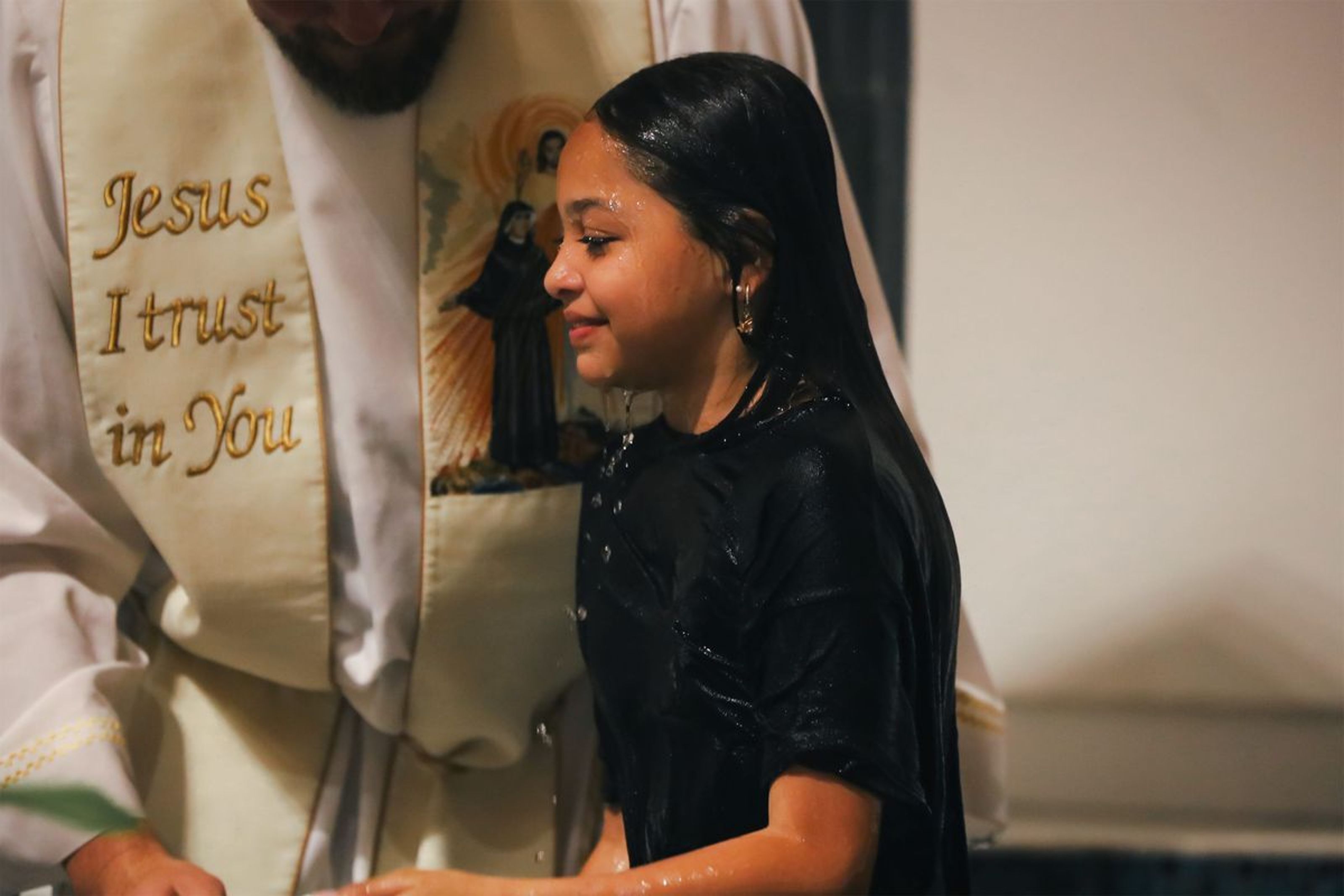 2025-04-19-easter-vigil-0093.jpg