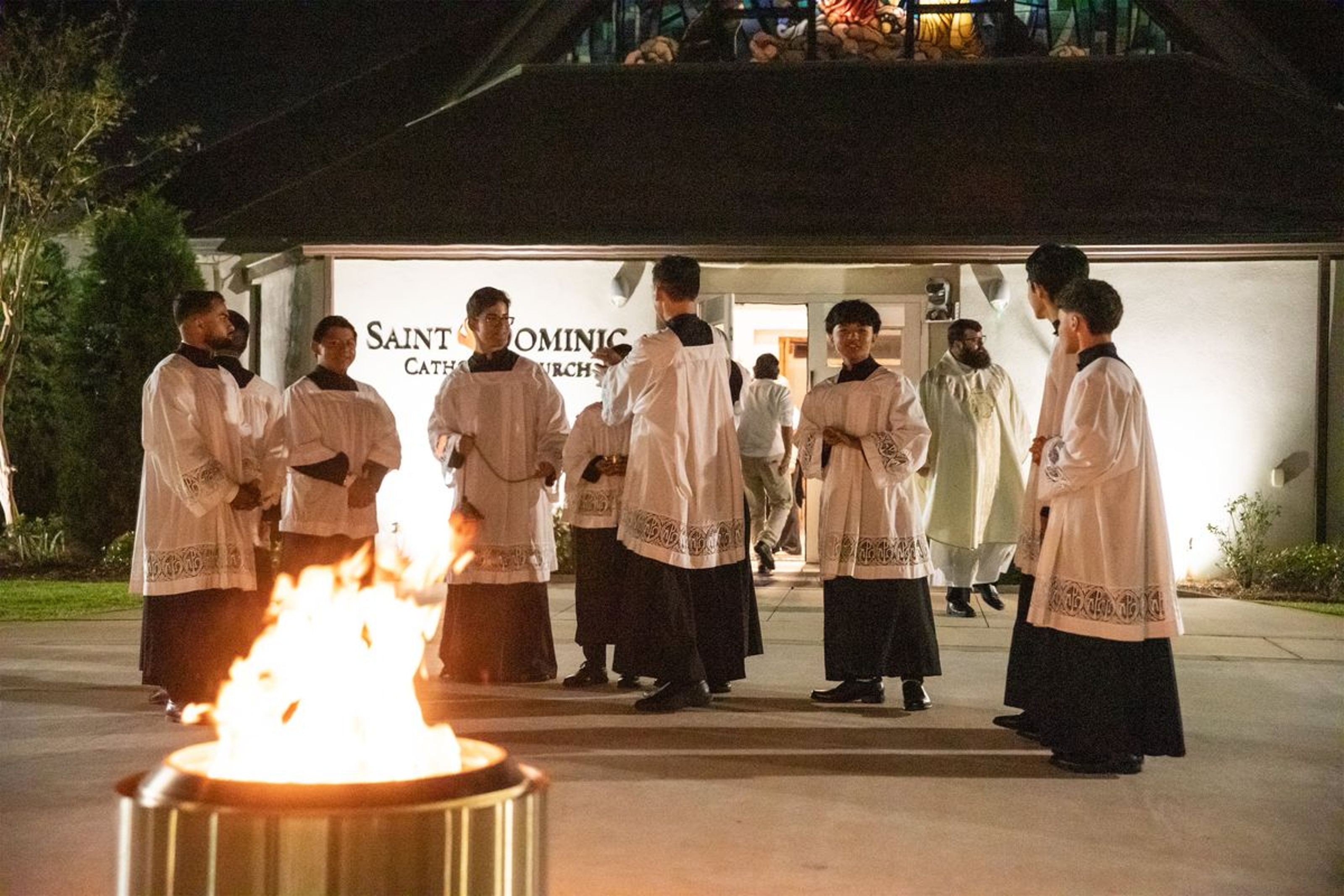 2026-04-04-easter-vigil-0001.jpg